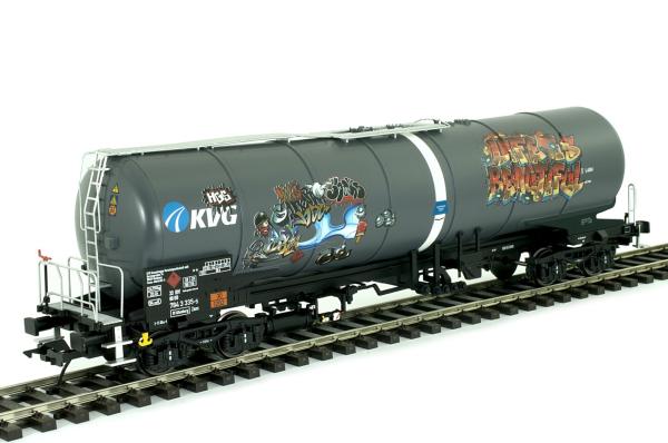 Kesselwagen Zans, KVG, dunkelgrau, Graffiti